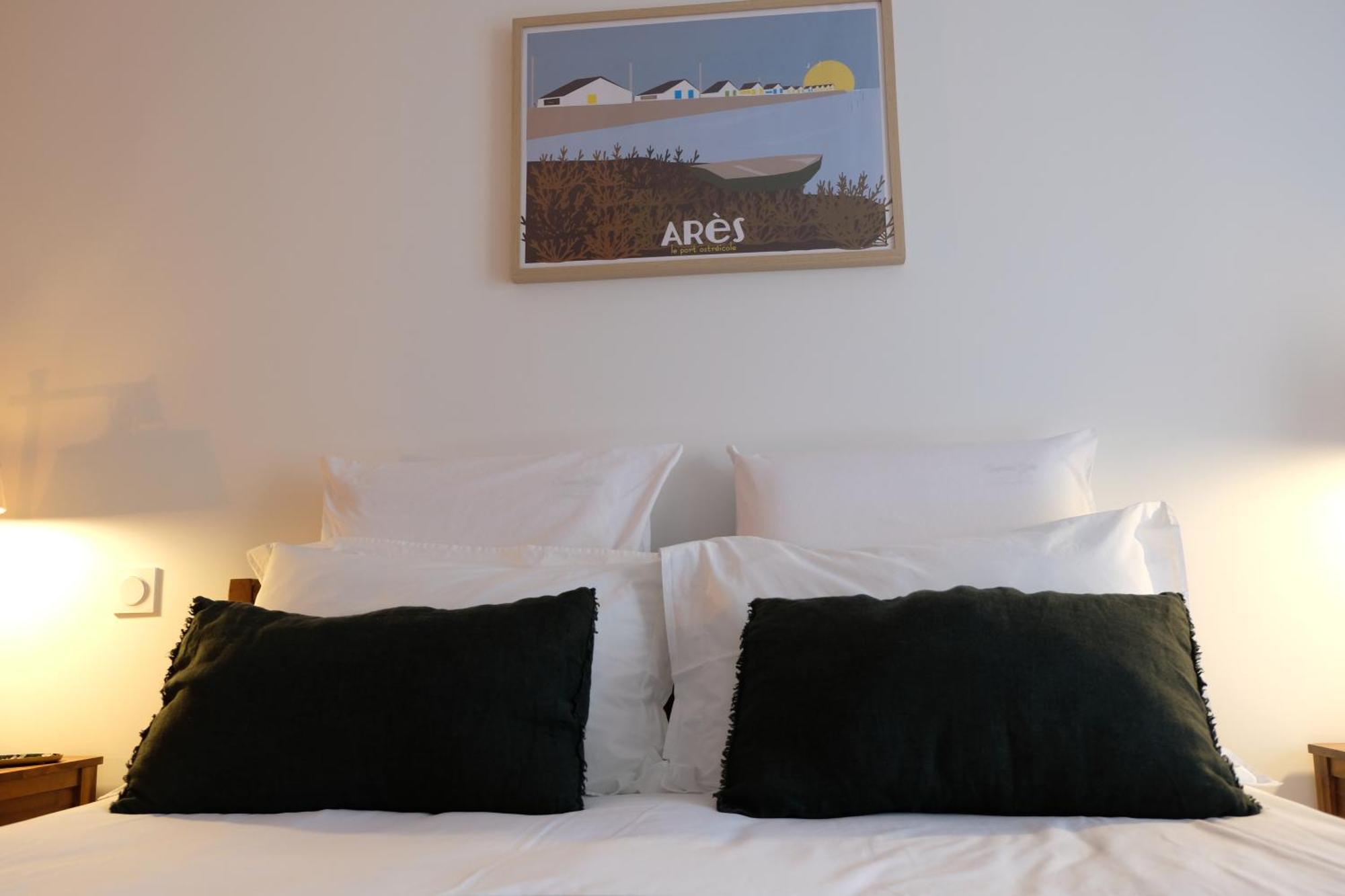 Pierartlou Bed & Breakfast Ares